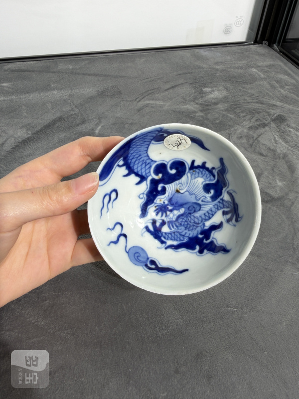 清乾隆青花过墙龙纹茶园 - 图2